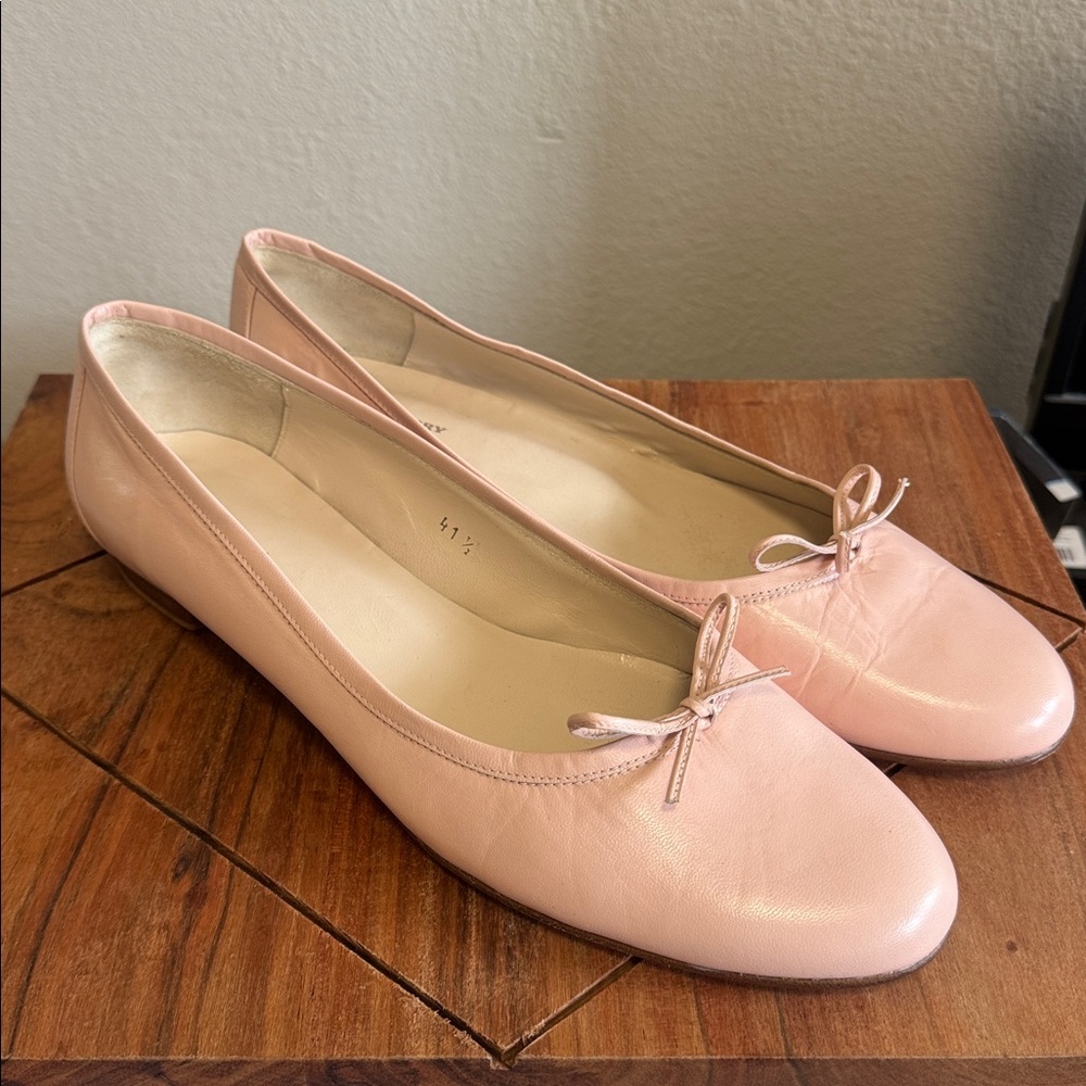 Burberry Women's Classic Baby Pink Ballet Flats